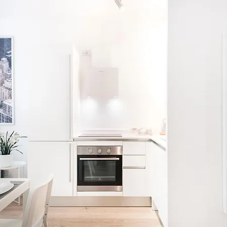 Lägenhet New In Cinque Giornate By Easylife Milano