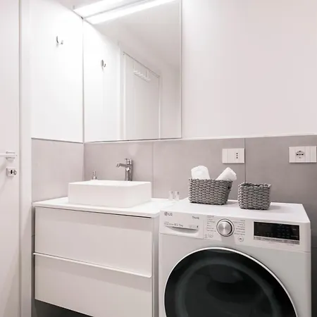 New In Cinque Giornate By Easylife Apartment Mailand